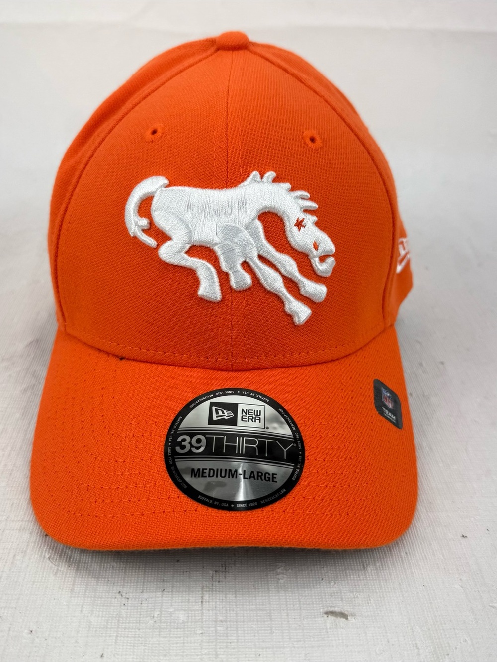 Denver Broncos New Era 39Thirty Classic Throwback logo Flexfit Hat Size M/L